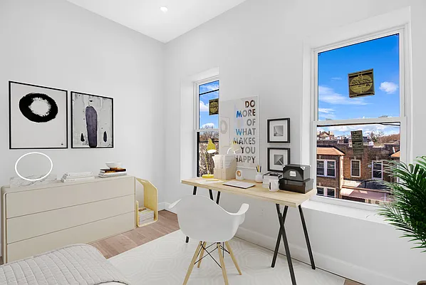 Rented by Coroi Corp | media 5