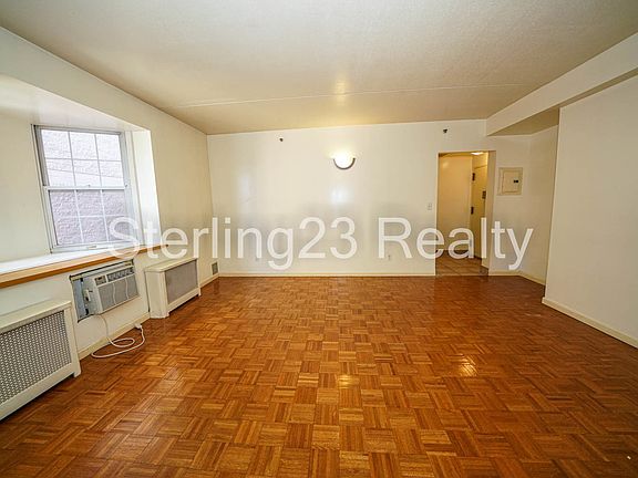 4th image of 25-66 12th St #2C2