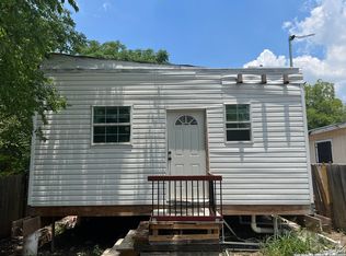 237 Rounds St, San Antonio, TX 78207