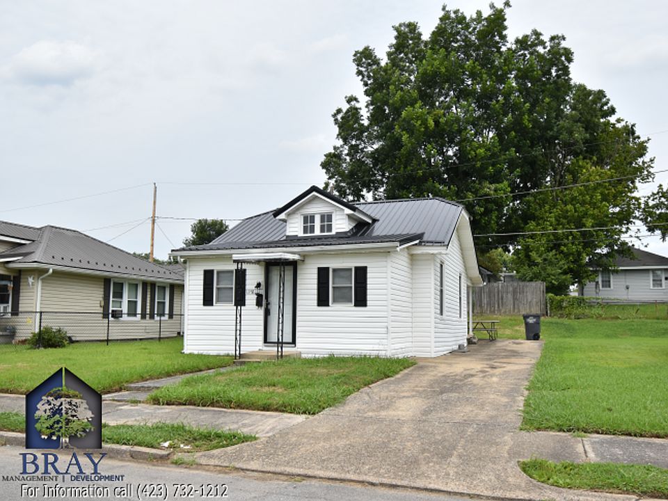 1st image of 1358 Willow St