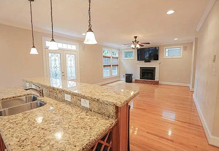 1325 Buckingham Ave — Photo 25