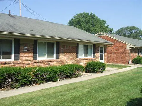 914 Findlay St, Perrysburg, OH 43551