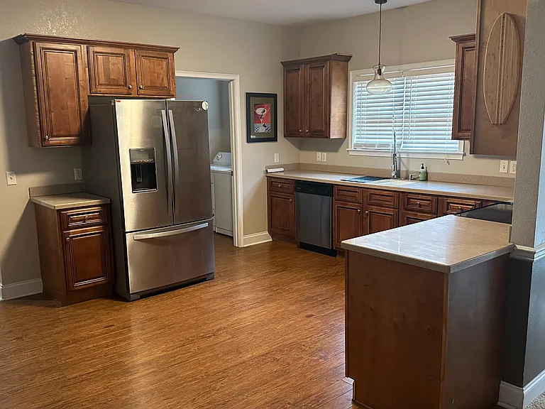 544 Remington Ave — Photo 9