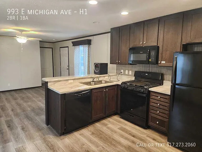 993 Michigan Ave E #H1 — Photo 4