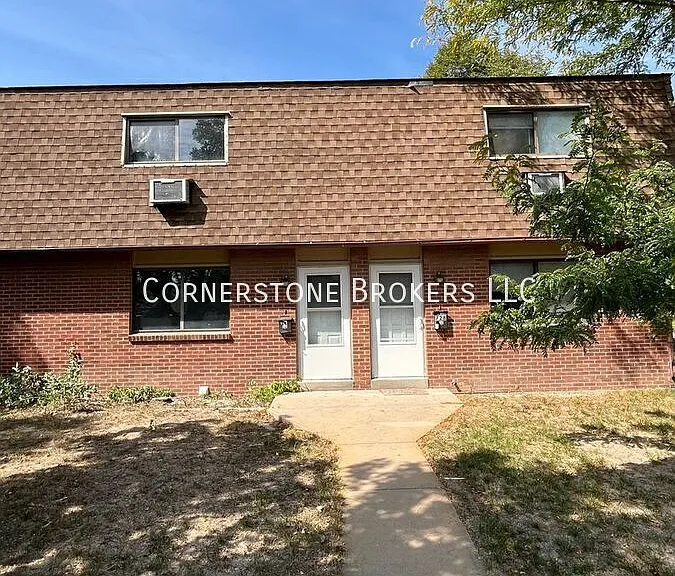726 Lincoln St — Photo 9