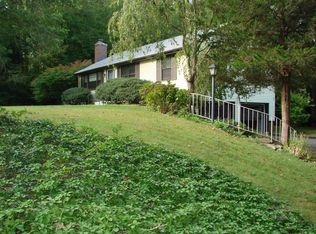 227 Essex Rd, Old Saybrook, CT 06475