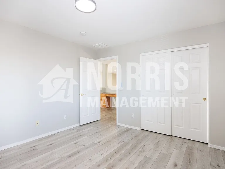 1553 E Alba Dr — Photo 36