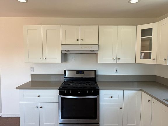 2nd image of 520 Washington St