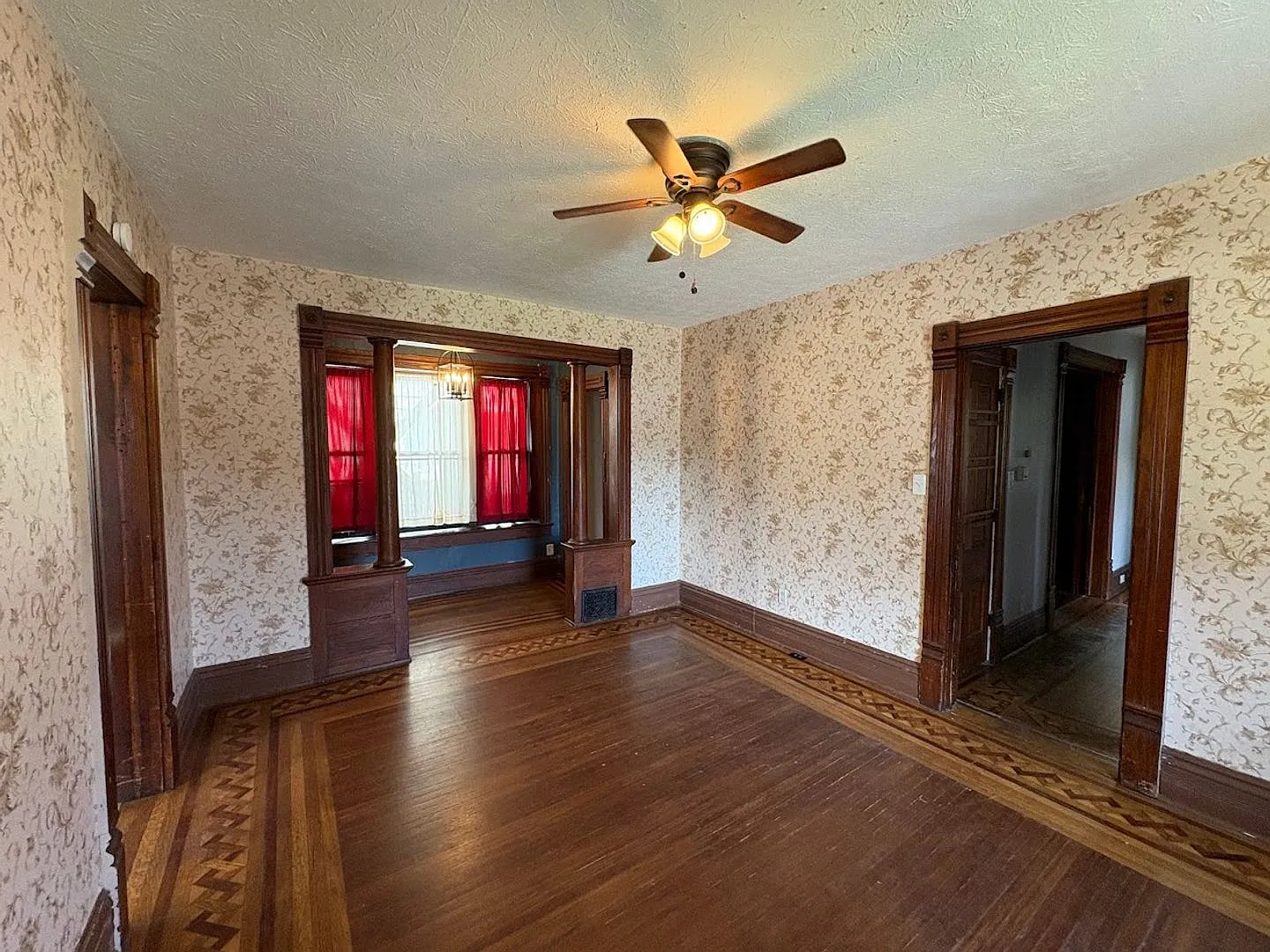 532 Crosby St — Photo 2