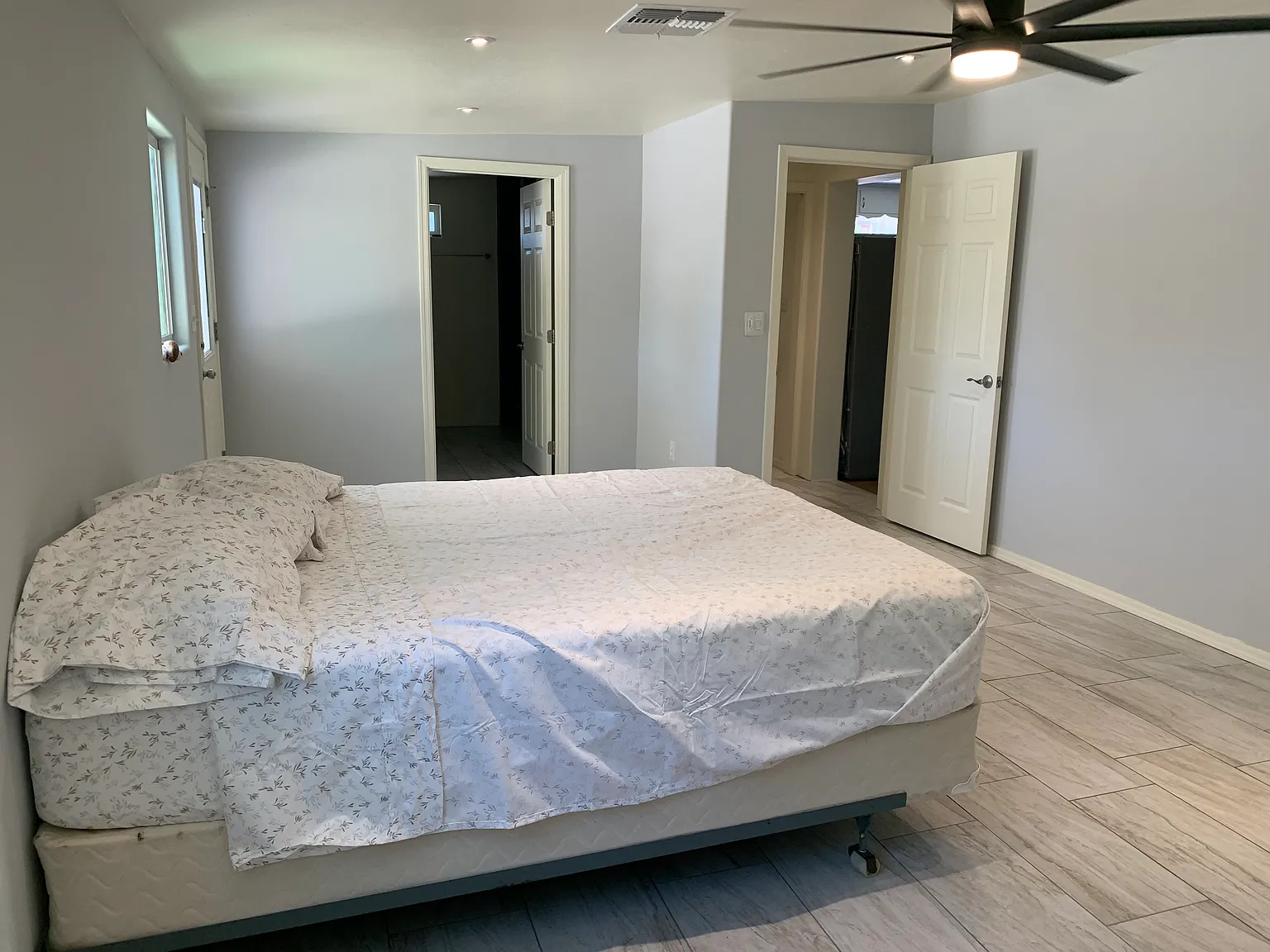 3 bed, 1350 sqft, $1,200 — Photo 3