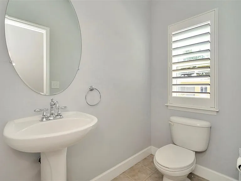 3213 Marcellus Cir — Photo 15