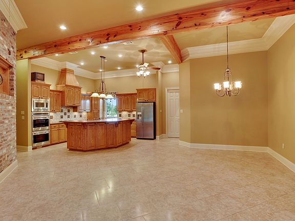 5th image of 9292 Pebble Beach Cir