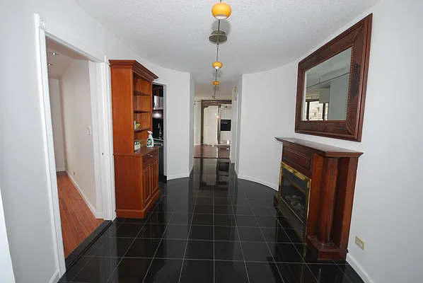 Rented by Luxury Habitat | media 8