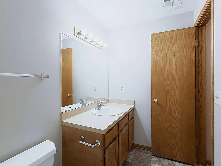 8604 Delphinium Ln — Photo 27