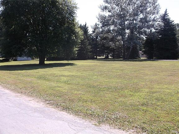 2nd image of 60 Kersey Dr