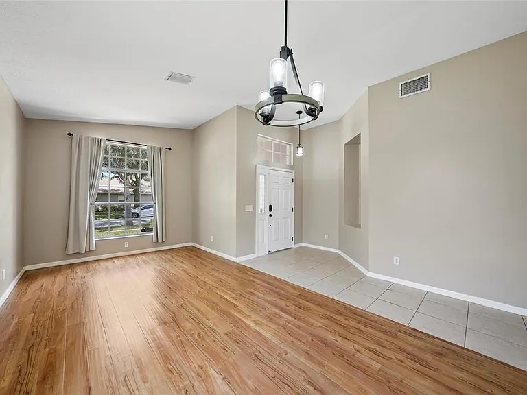 13804 Sigler St — Photo 7
