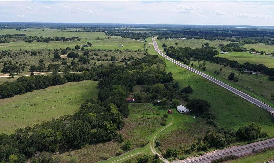 1st image of 272 E Us Highway 79