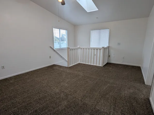195 E. Mill Ave., 195 E Mill Ave #B, Porterville, CA 93257
