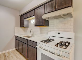 6306 W Lakefield Dr APT 7, Milwaukee, WI 53219
