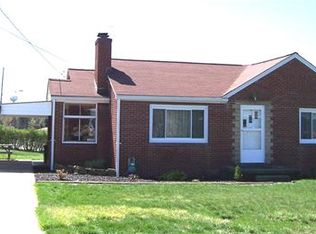 1464 Oakridge Dr, Ambridge, PA 15003