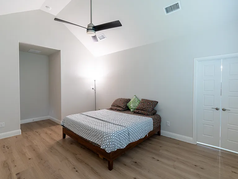 14421 McClint St — Photo 26