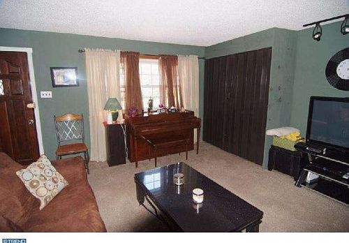 4th image of 3630 Canby Dr