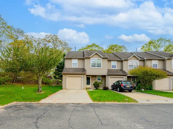 13 Schooner Ct, Little Egg Harbor, NJ 08087