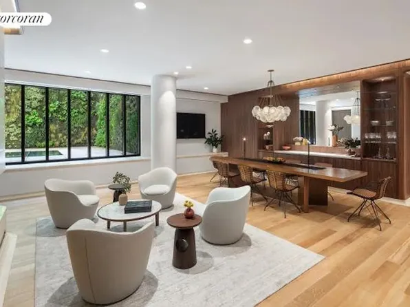 110 Charlton Street image 13 of 21