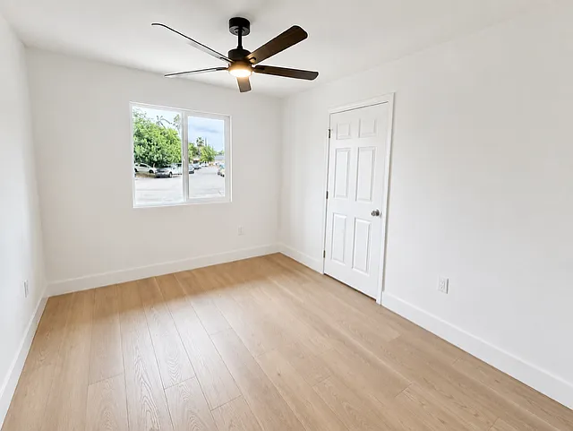 3 bed, 1250 sqft, $2,595 — Photo 4