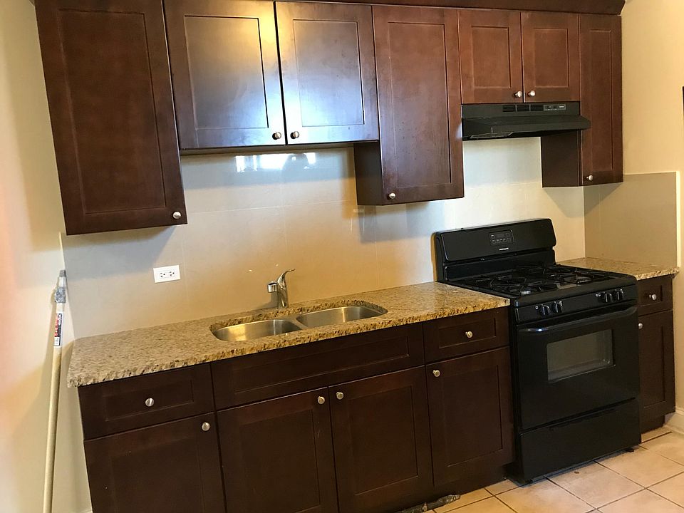 2nd image of 1235 W 81st St