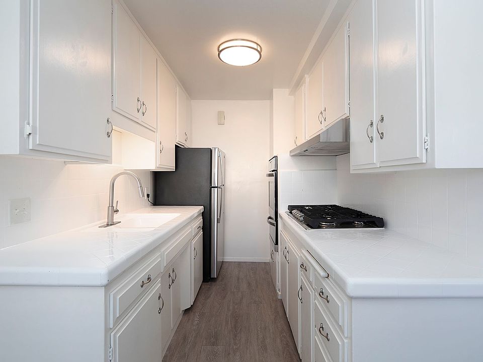1st image of 4172 Mississippi St APT 1