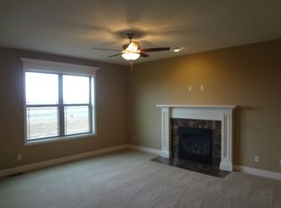 2903 W School St, Dunlap, IL 61525