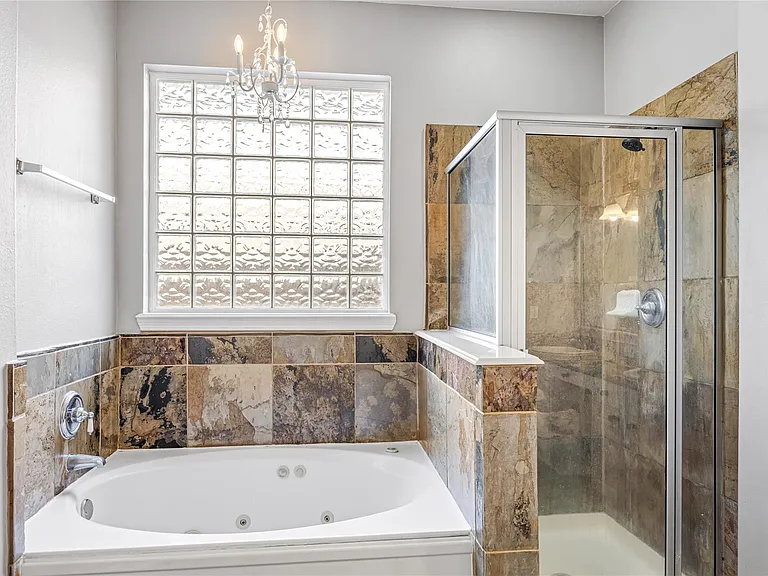8127 Edenwood Dr — Photo 27