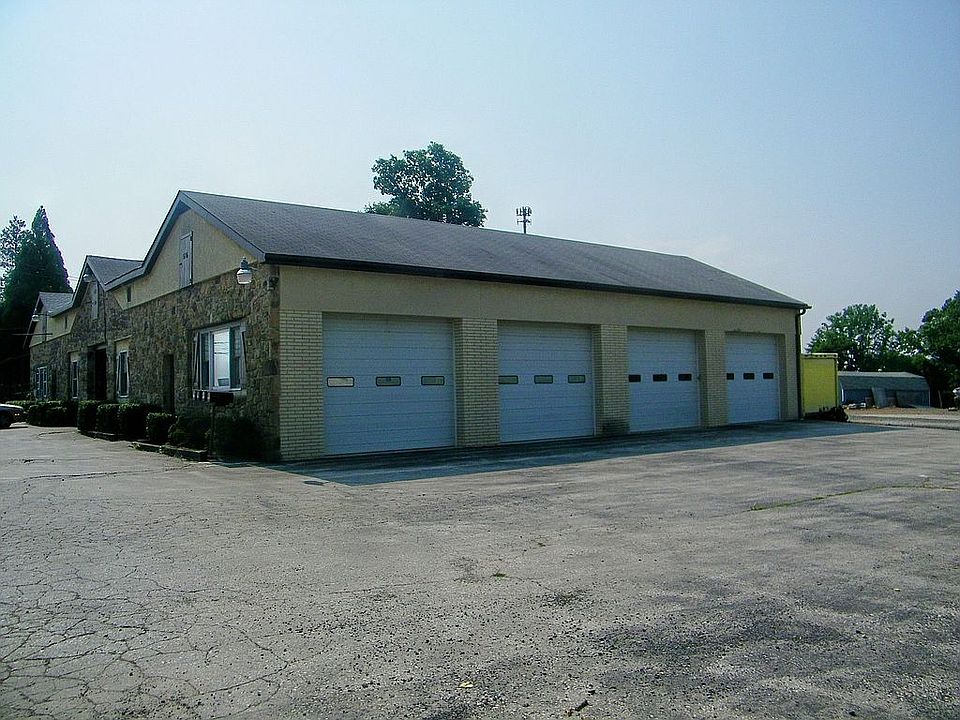 2nd image of 510 Ridge Rd