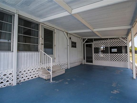 3rd image of 756 Baja Viejo