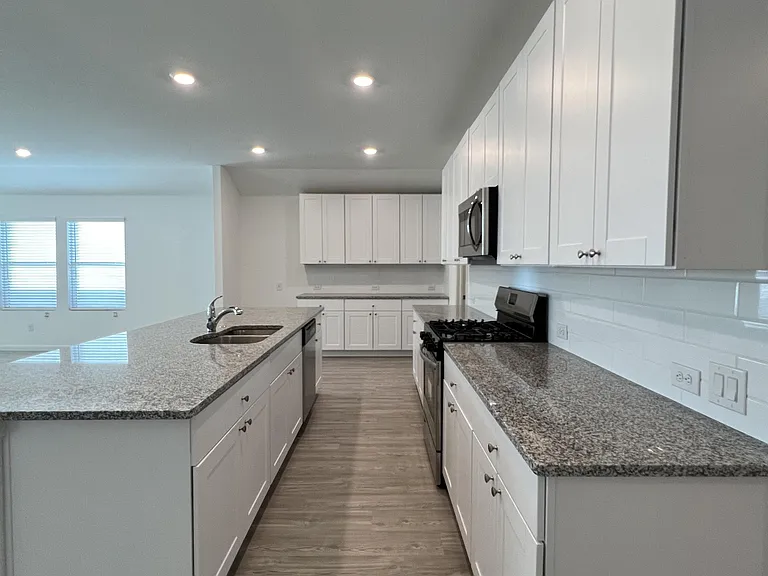 7010 Pail Pl — Photo 18