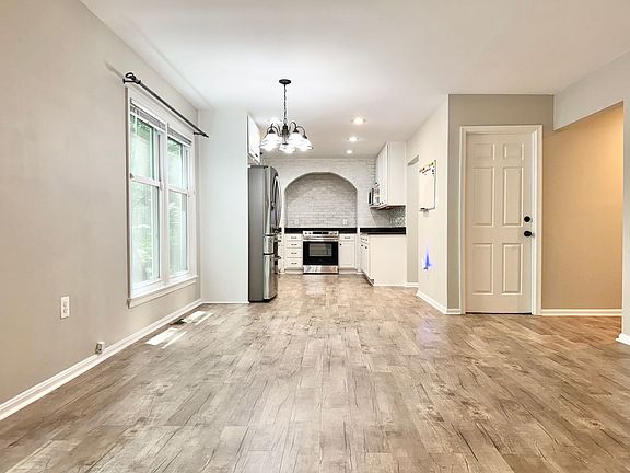 4th image of 15793 Moncure Dr
