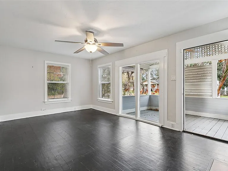 137 E Grant St — Photo 8