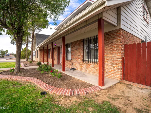 9941 Debbie Dr, El Paso, TX 79925