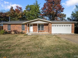 2667 Apple Creek Dr, Saint Louis, MO 63129