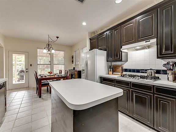 5th image of 7214 Woodsprings Dr