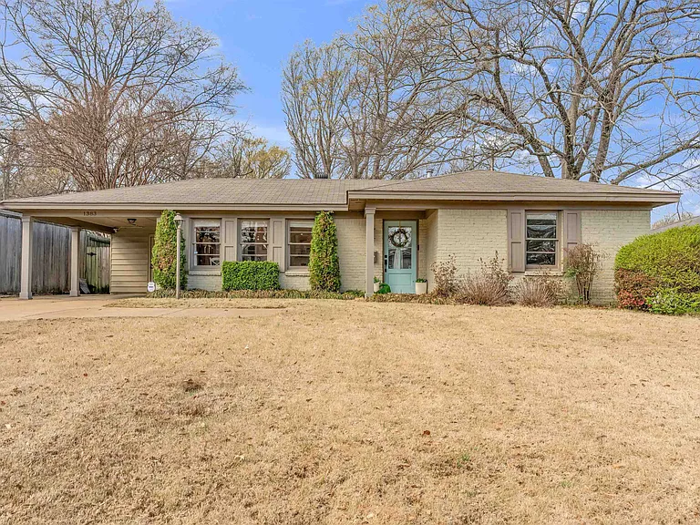 1383 S White Station Rd — Photo 1