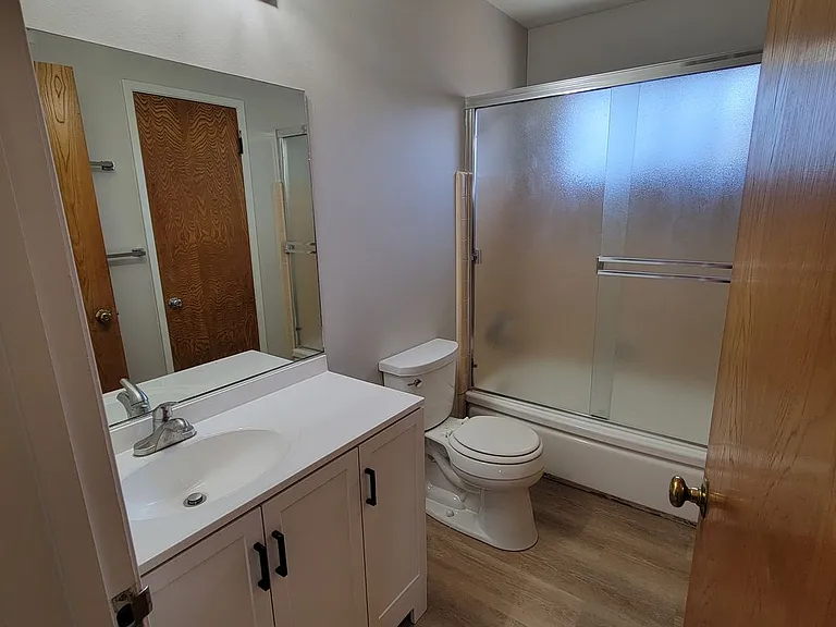 Fremont 854 — Photo 10