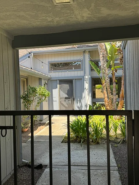 4 bed, 2000 sqft, $4,500 — Photo 3