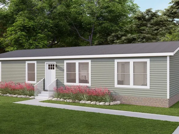 7428 Woods Edge Dr, Belmont, MI 49306