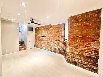 Rented by Century 21 Premier 