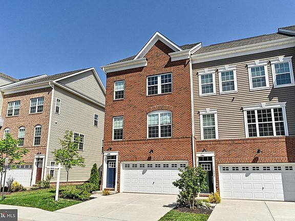 3rd image of 11022 Blackburn Cove Ln