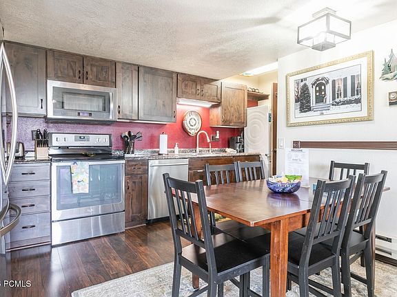 4th image of 2025 Canyons Resort Dr APT Q8
