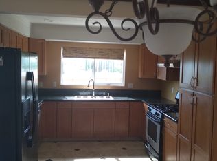 384 Idaho Ave, Escondido, CA 92025