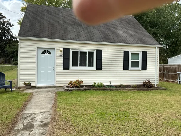 147 Old Centreville Rd, Manassas Park, VA 20111